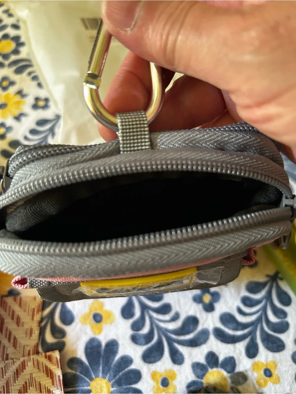 Raisingwell Dog Treat Pouch for Pet Walking and Training with Clicker Poop Bags